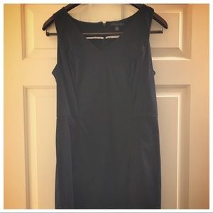NWOT NAVY TOMMY HILFIGER SHIFT DRESS.